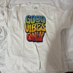 NWT Men's Sz 2XL DOM 100% Cotton Graphic Novelty White T-shirt 'Good Vibes Only'